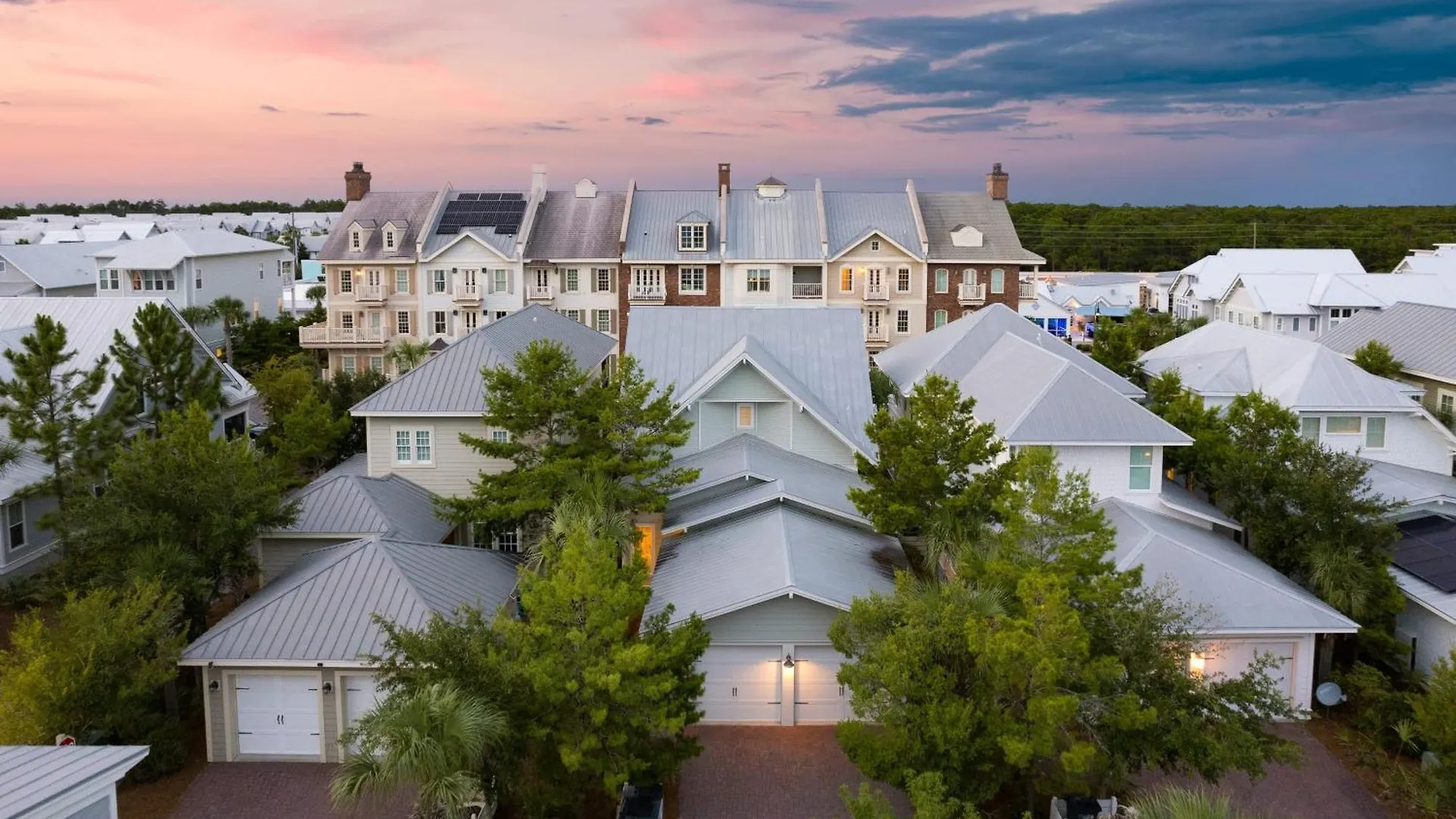 Shine On The Shore By Avantstay Pool Golf Cart Panama City Beach Holiday home